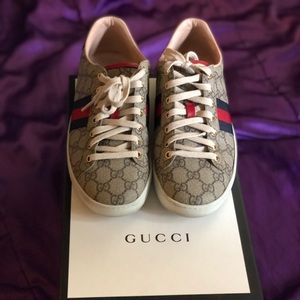 supreme sneakers womens